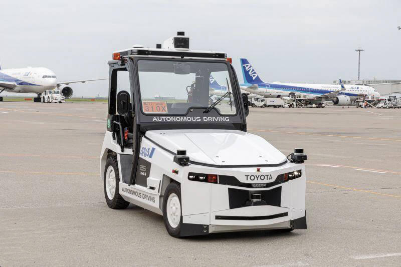 Autonomous towing tractor(under development)